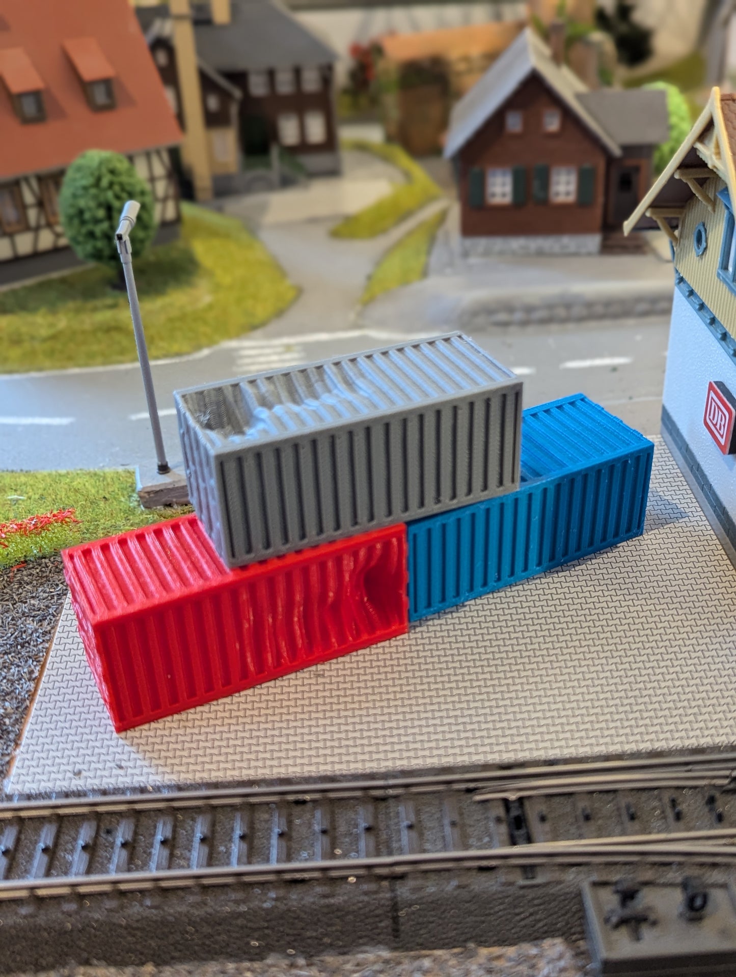 TT Containerschiff Ladegut verbeult
